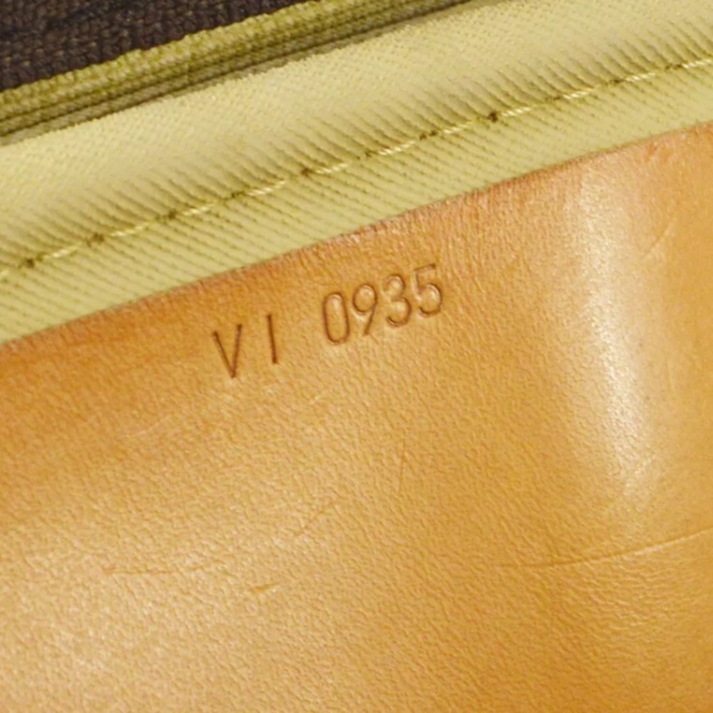 💎✨LIKE NEW✨💎 Alize 24 Travel Bag Suitcase Auth! - Picture 16 of 16